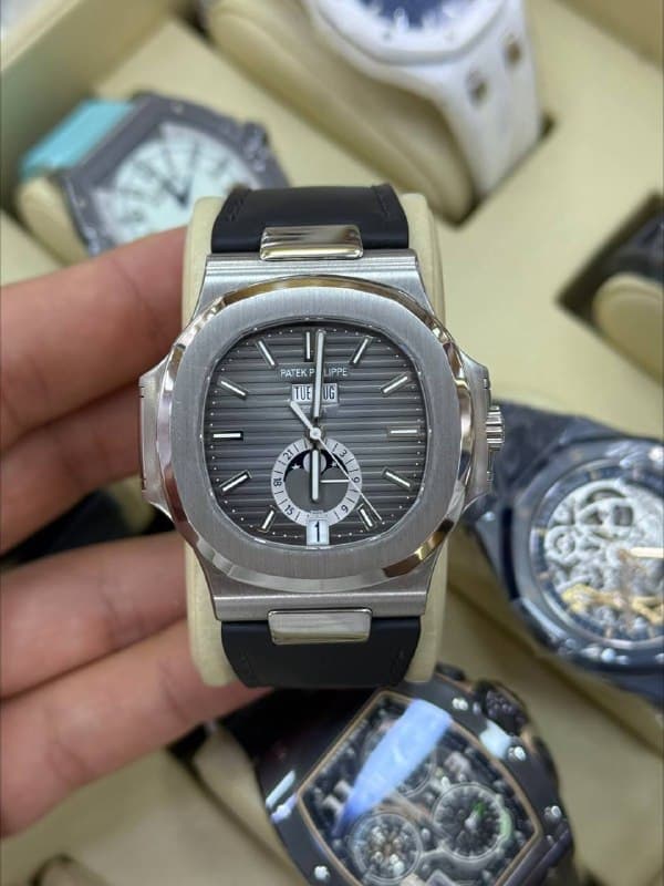 Patek Philippe Nautilus, reference 5726A-001