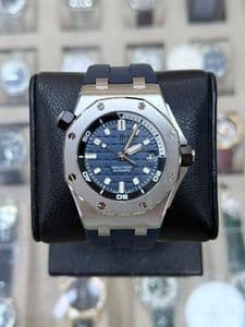 Audemars Piguet Royal Oak Offshore Diver, reference 15720ST