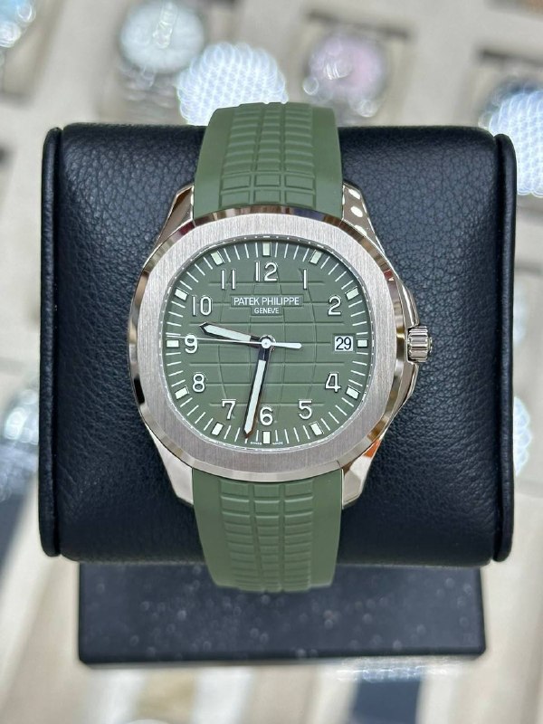 Patek Philippe Aquanaut (Khaki Green), reference 5168G-010, Dubai