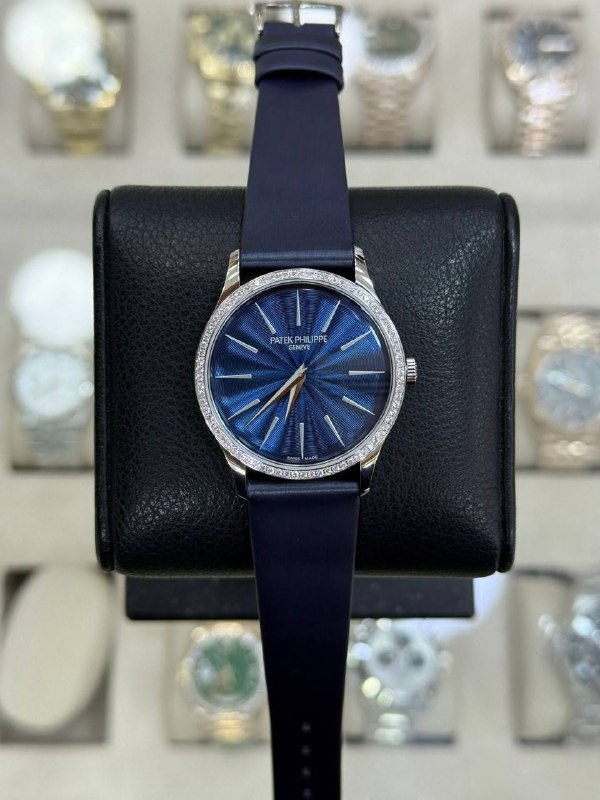 Patek Philippe Calatrava Blue, reference 4997/200G-001, Dubai