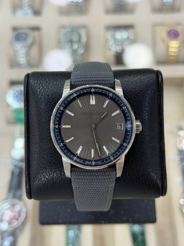 Audemars Piguet Code 11.59 Selfwinding (Grey), reference 15210ST, Dubai