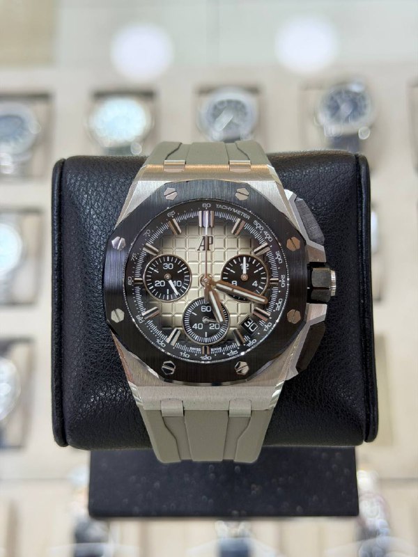 Audemars Piguet Royal Oak Offshore Selfwinding Chronograph, reference 26420SO.OO.A600CA.01, Dubai