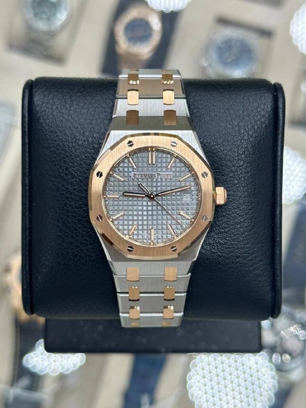 Audemars Piguet Royal Oak Selfwinding Grey, reference 77450SR.OO.1361SR.03, Dubai