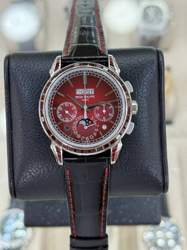 Patek Philippe Chronograph Perpetual Calendar Joaillerie, reference 5271/12P-010, Dubai