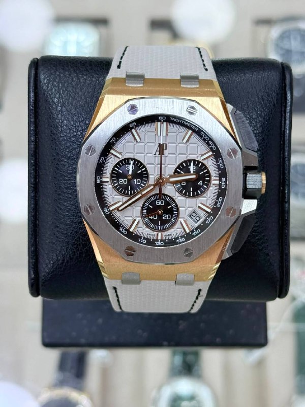 Audemars Piguet Royal Oak Offshore Selfwinding Chronograph Grey, reference 26420OI.OO.A015VE.01, Dubai