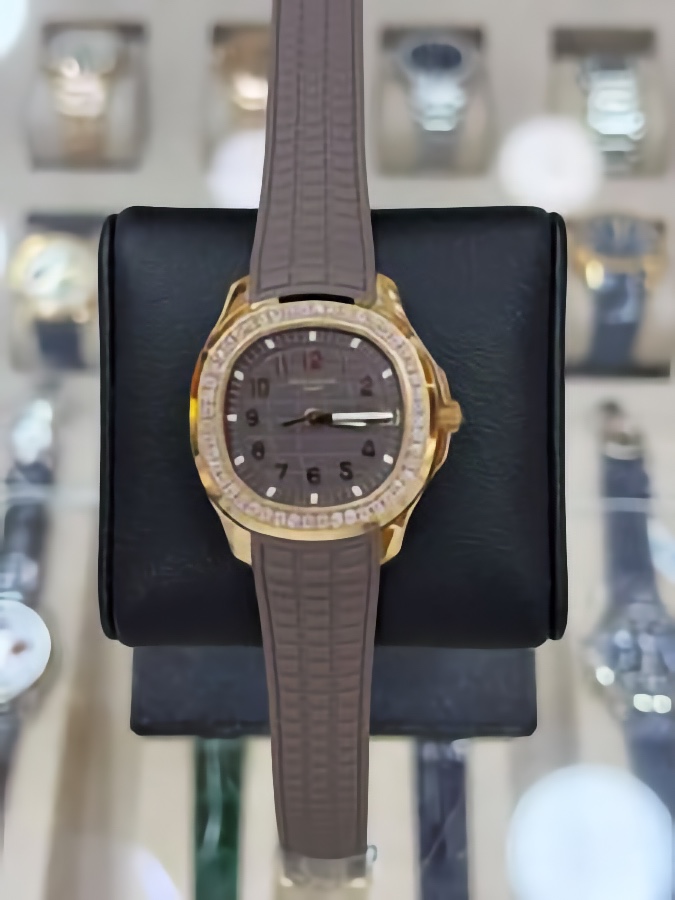 Patek Philippe Aquanaut Luce (Chocolate), reference 5268/200R-010, Dubai