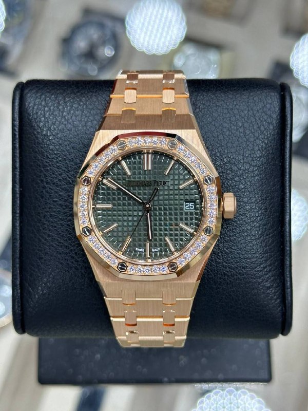 Audemars Piguet Royal Oak Selfwinding Diamond Bezel Green Olive, reference 15551OR.ZZ.1356OR.06, Dubai