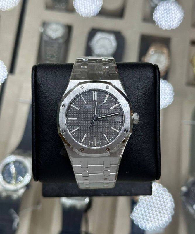 Audemars Piguet Royal Oak Selfwinding Grey, reference 15510ST.OO.1320ST.10, Dubai