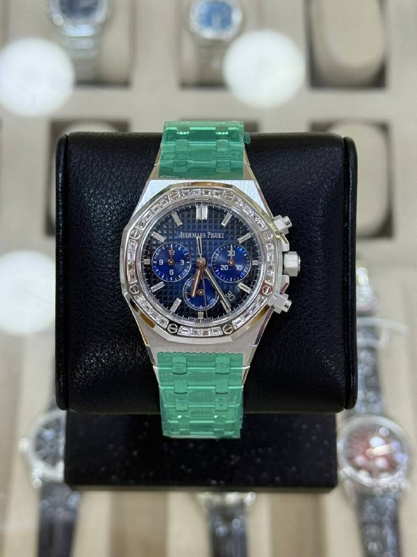 Audemars Piguet Royal Oak Selfwinding Chronograph, reference 26715BC.ZZ.1356BC.01, Dubai